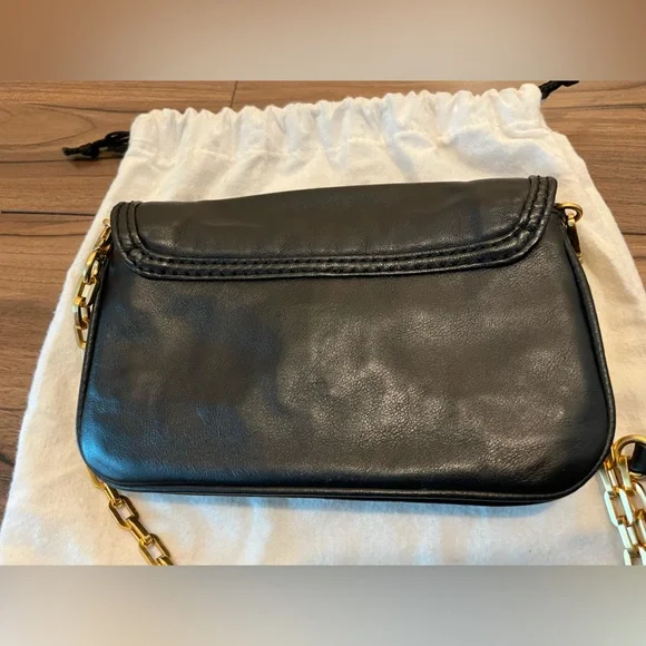 Marc by Marc Jacobs Totally Turnlock Crossbody Clutch - Picture 6 of 10